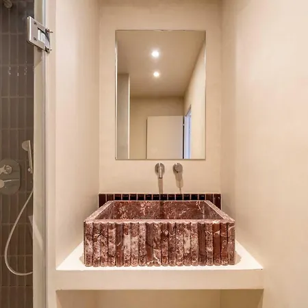 Vakantiehuis Cosy With Parking Balcony- 4p-saint-tropez